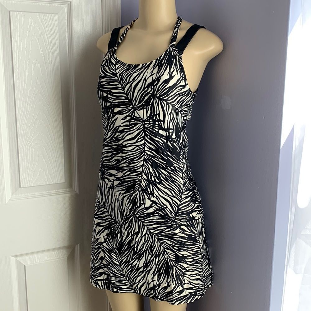 Athleta Swim Dress Swimsuit Swimwear 34B/C Black White